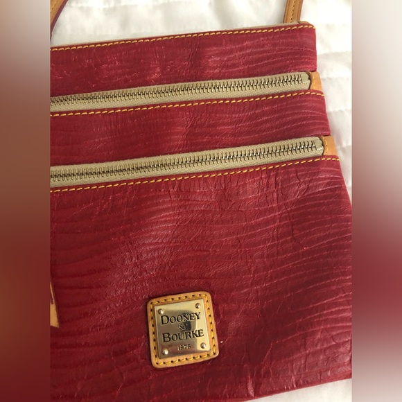 Dooney & Bourke Triple Zip Crossbody in Pebbled Leather - Picture 3 of 9